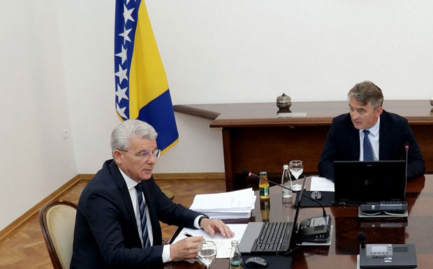 Додик: Никакав документ који прејудицира НАТО није усвојен